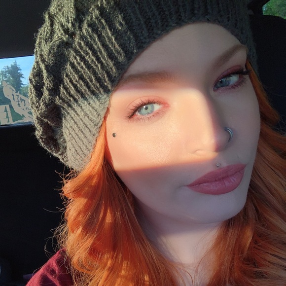 Hi 🙃 - Picture 1 of 8